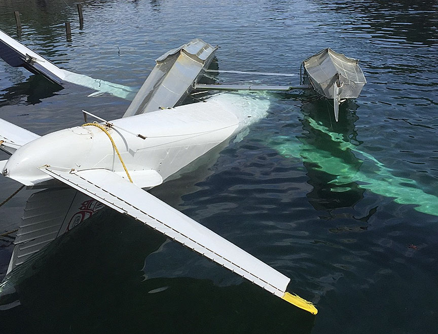 Damage to the aircraft float structure (Source: Royal Canadian Mounted Police)