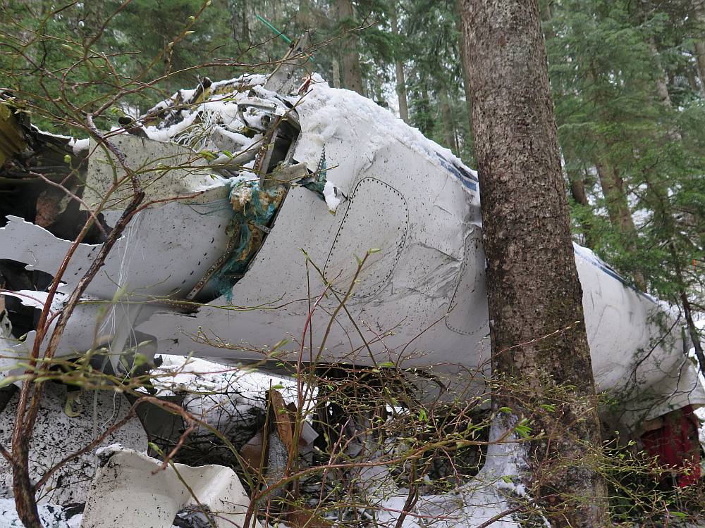 Photo of the main fuselage section at the accident site