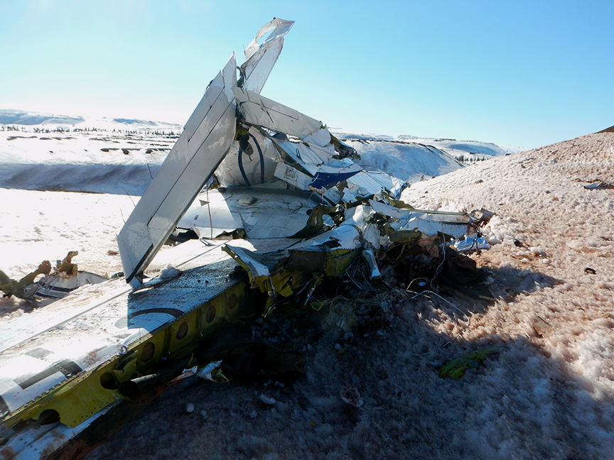 Wreckage of the Piper Navajo North West of the Schefferville airport (QC) 