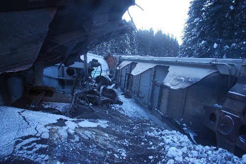 Photo of Derailed grain cars from 4 February 2019 occurrence