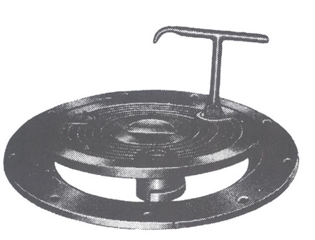 Appendix L - Photograph of a Manhole Cover and its Dogging Clip 