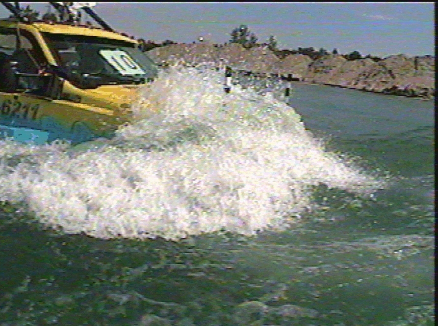 Photo 8. Vehicle speed of 9.75 km/h in disturbed water
