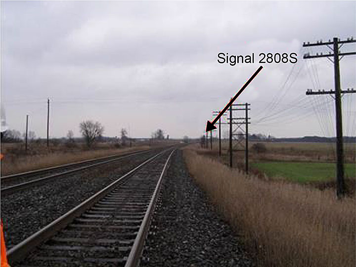 Image of the advance signal through the pole line