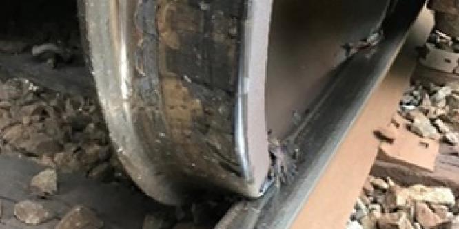 <h2>Broken wheel led to a sudden break in rail and subsequent train derailment near Floods, British Columbia </h2>